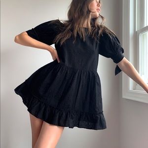 Sunday best Oregold Dress in black
